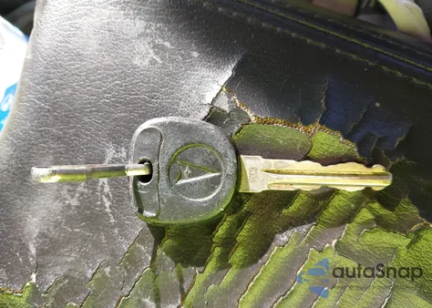 2004 Pontiac Grand Prix Gt2 z USA, uszkodzony, nr VIN 2G2WS522X41161910